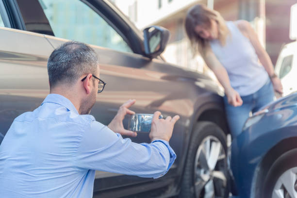 Professional Commercial Auto Insurance technician working in St. Pauls, NC